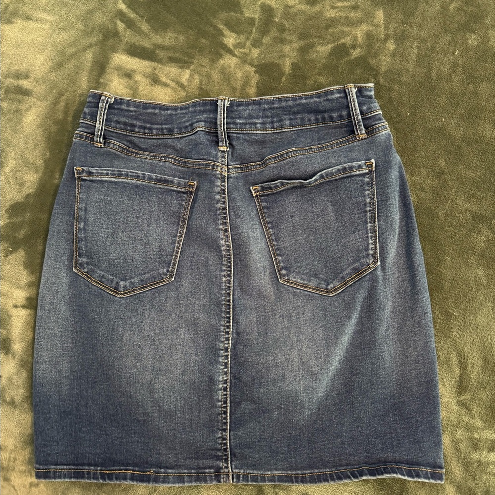 Apt. 9 Blue and Gold Knee-Length Pencil Skirt for Work - Picture 2 of 3